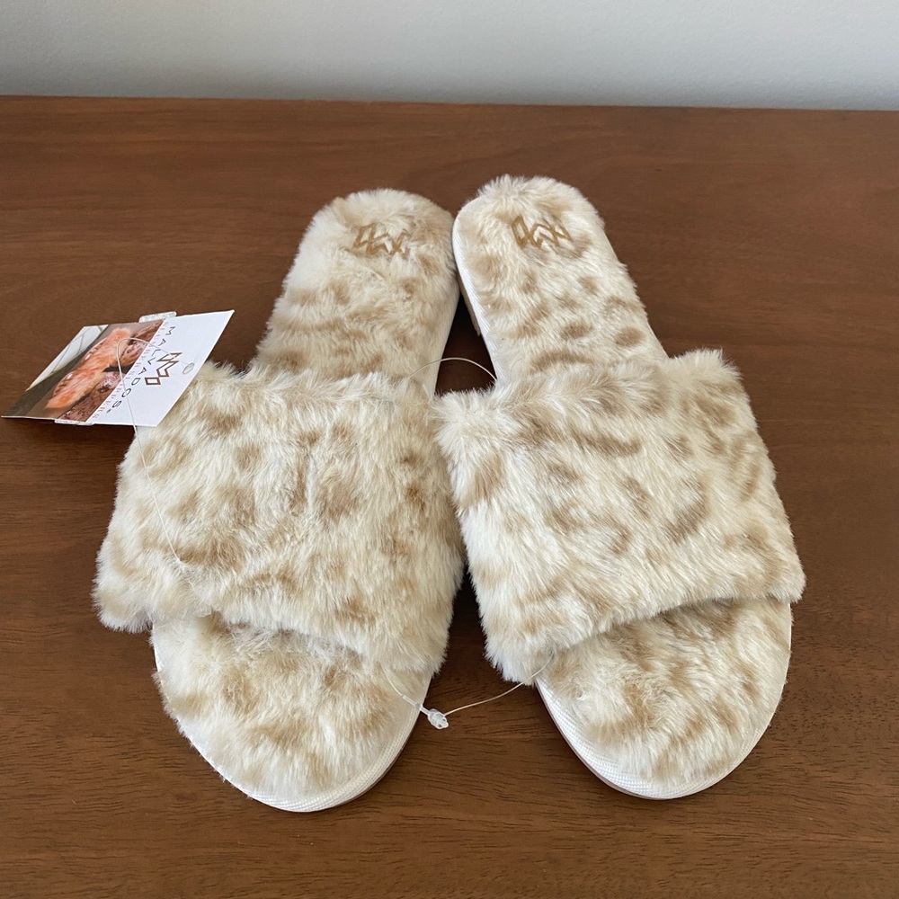 Malvados Snow Leopard Slumper Slippers - BNWT